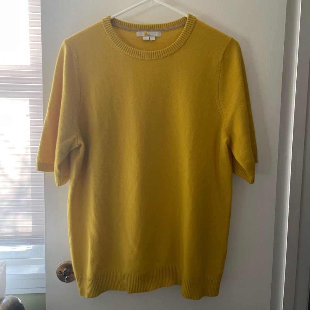 Bright citrus yellow short sleeve Boden 100% cashmere sweater
